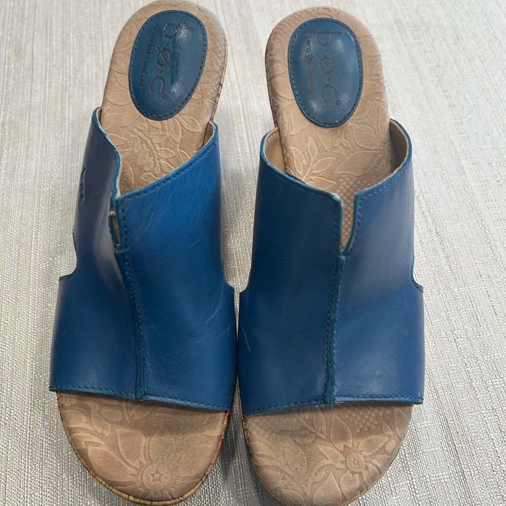 b.o.c. Blue Leather Slide Mules 8M